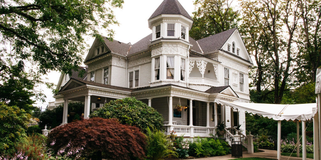 Portland Wedding Venue: The Victorian Belle Mansion featured in The Oregonian
